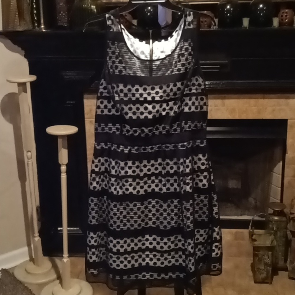 FINAL PRICE NWOT Jessica Simpson black/ white sheer polkadot dress w 20" zipper - Picture 4 of 16